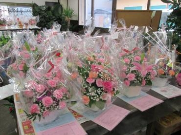 たくさんのご注文ありがとうございました！｜「花仲」　（愛知県名古屋市中村区の花キューピット加盟店 花屋）のブログ